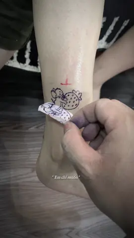 Tom & jerry #minitattoo #xuhuong #tattoo #hinhxamtomandjerry #tattoomini 