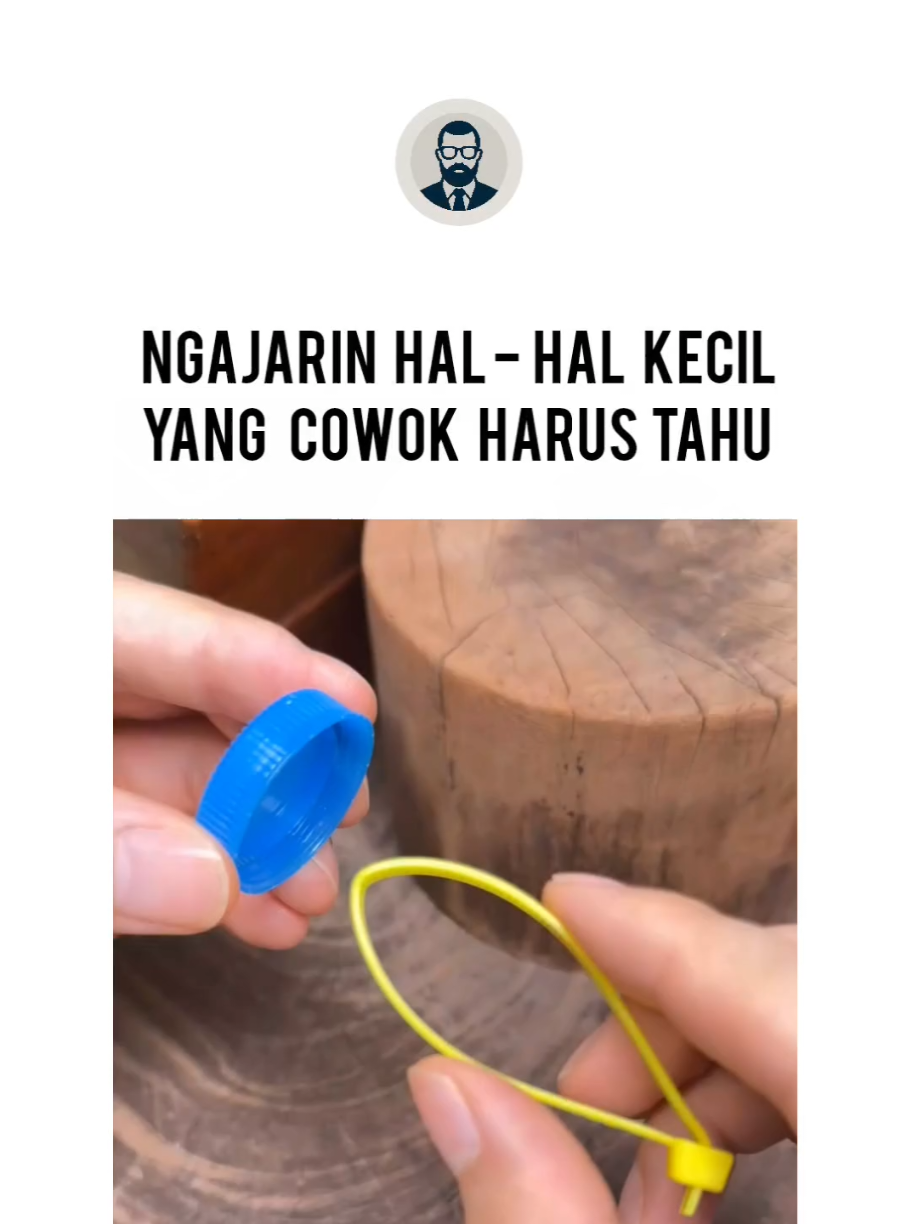 Botol bekas bukan cuma buat dibuang. Di tangan cowok yang tahu cara bertahan, itu jadi tempat penyimpanan baut, mur, dan alat kecil lainnya. Simple. Fungsional. Gak perlu gaya kalau bisa efisien 🔥 #CowokKreatif #DIYPria #TrikCowok #ManlyHack #WorkshopStyle #PraktisGakRibet #SurvivalModeOn 