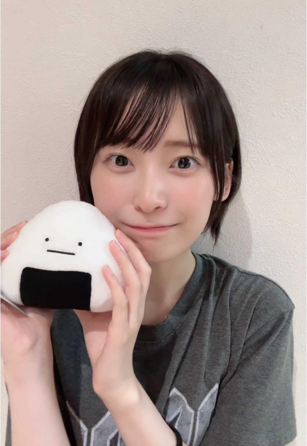 おにぎりの具はなにが好きですか？🍙#坂川陽香 #akb48 #06 #fyp 
