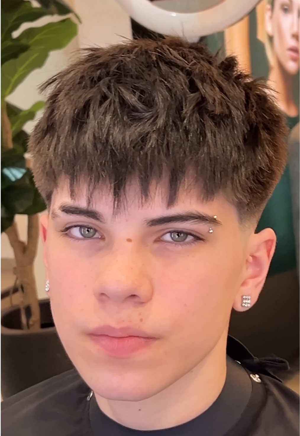 armonización de corte mid fade   #corte #cabello #asesoria #fade #barbería #ñuñoa #santiago #cerca #luxemenstudio #visagismo #peluquero #recomendada #asesor @𝑨𝒍𝒌𝒂𝒑𝒐𝒏𝒆 🗽 
