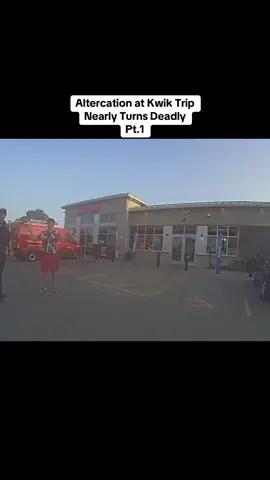 Altercation at Kwik Trip Nearly Turns Deadly #police #policeofficer #cops #bodycam 