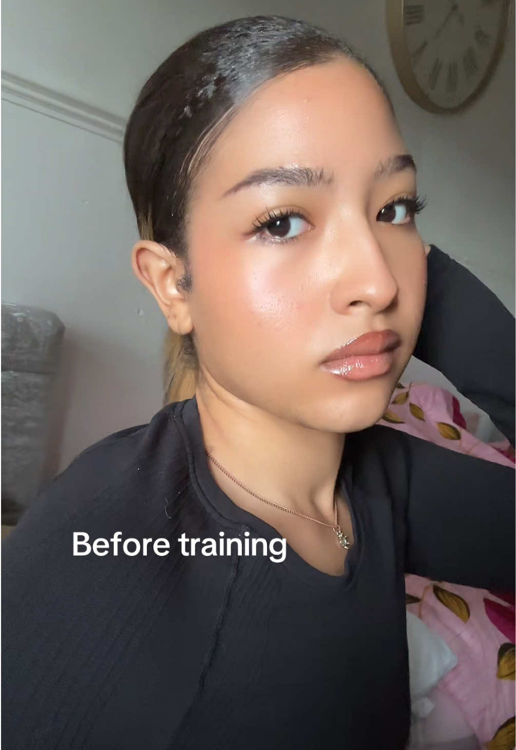 Straight —->curly hair 😂😂 #combatsports #boxingtraining #boxing🥊 #bagwork #boxingtok #femaleboxing 