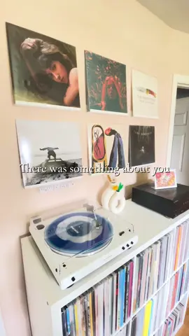 This part always scratches my brain 😮‍💨 #the1975 #mattyhealy #bfiafl #aboutyou #music #vinyl #records #lyrics #fyp #foryou #foryoupage 