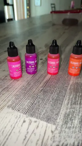 Those neon inks tho!!! #neon #inks #glitter #uvdtf