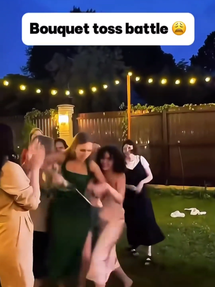 #funnyvideos #lmao #bride #weddingtiktok #trending #fyp #fypシ #foryou 