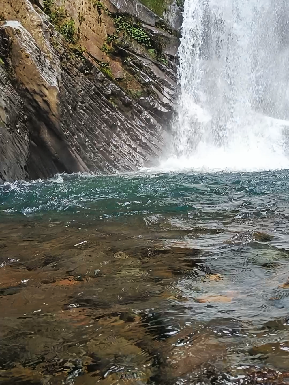 Pagi disini #curugcidurian #explorebogor #airterjun #nature 