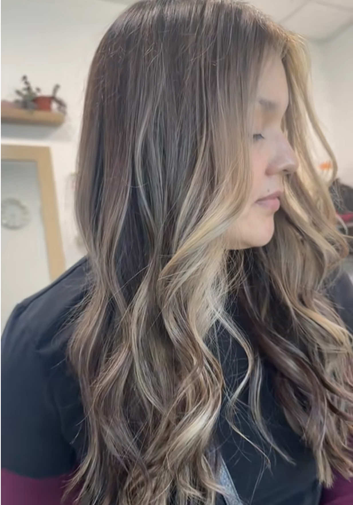 Chasing the sun with a fresh, sun-kissed glow ✨☀️ #HairGoals #SunKissedHair #FreshCut #HairTransformation #GlowUp #SelfCare #HairInspo 
