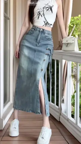 Chân váy jeans dáng dài #hottrend #videoviral #thoitrangnu #tiktokshop #thoitrangmuahe #chanvay #chanvayjean 