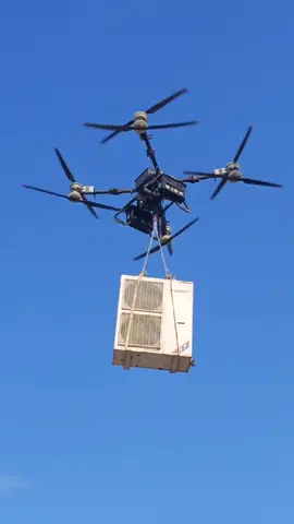 Technology helps every industry. Installing air conditioners does not require manpower to move the air conditioners to the rooftop! #drone #Matrice400 #درون #Inspire3 