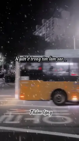 Người ở trong tim làm sao nói quên là ..#binhyenbennguoi❤️ #loinoicuatoi #nguyenainhan #phunu #danong #sttbuontamtrang #tamtrang #cuocsong #tamtrang_camxuc #tamtrangbuon 