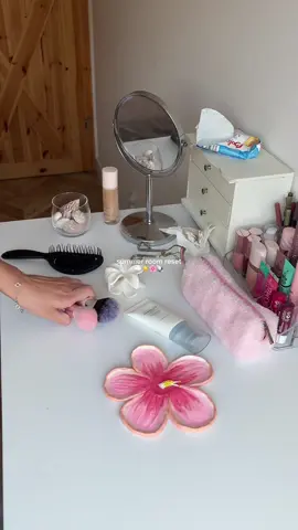 summer room reset - posprzątajmy razem mój pokój 🐚 #CleanTok #cleanwithme #summercleaning #roomreset #girlythings #cleangirl #cleaningmotivation #newmonthreset #cleanmyroom #refresh #tidyup #sprzątanie #girly #bedroomcleaning #speedclean #resetroutine #productivity 