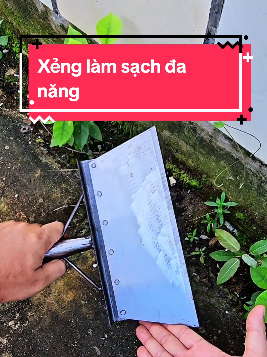 Xẻng làm sạch đa năng bằng thép Mangan, xủi rong rêu và đất cát trên mọi mặt phẳng.  #xengvesinh #xengvesinhdanang #xenglamsach 