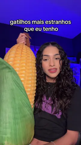gatilhos mais estranhos que eu tenho 🙃 faço asmr na @brininha asmr 