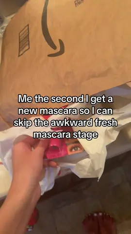 It just never wants to work with me for the first couple weeks of using it @Maybelline NY #foryoupage #fyp #mascara #makeup #lashes 