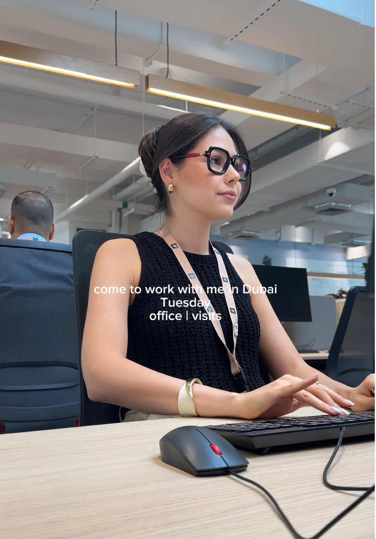 Office day with me in Dubai 💻 #Vlog #dayinmylife #dubai #corporate #ditl 