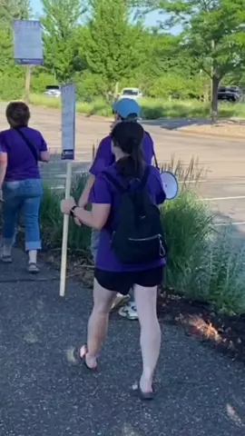 AMAZING! Join us for a rally at Noon!  📍 Public sidewalk outside HealthPartners Stillwater Medical Group Clinic 1500 Curve Crest Blvd, Stillwater, MN 55082 #UnionStrong #Stillwater #MN #whenwefightwewin @SEIU 