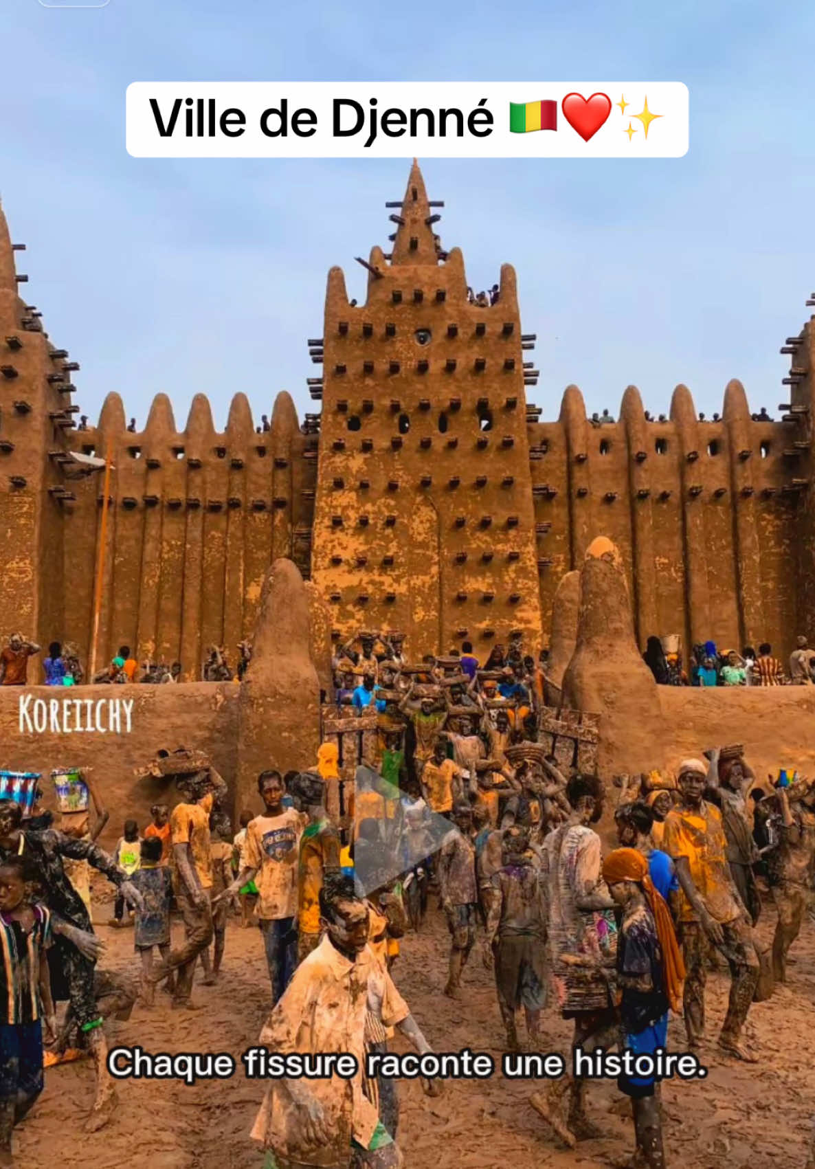 Une petite plongée dans l'histoire de Djenné, une ville où le passé se mêle harmonieusement au présent. Capturant l'essence de ses rues, de ses architectures ancestrales et de son ambiance envoûtante. Région de Mopti, Ville de Djenné, Mali 🇲🇱 ❤️✨ #Djenne #mali #malitiktok🇲🇱 #malirap #levizy501🚀 #lordmakhaveli #iba  #Opération223 #TikTokMali #JeuxAnonymes #CashMali #OrangeMoney #WaveMali #Bamako223 #JeuxTikTok #MaliViral #GagneArgent #malirap🇲🇱🇲🇱🇲🇱best #bamakomali🇲🇱 # #Bafoulabé #Mali223 #FleuveSénégal #BeautéDuMali #Kayes #Bafing #Bakoye #CultureMali 🇲🇱🌍❤️