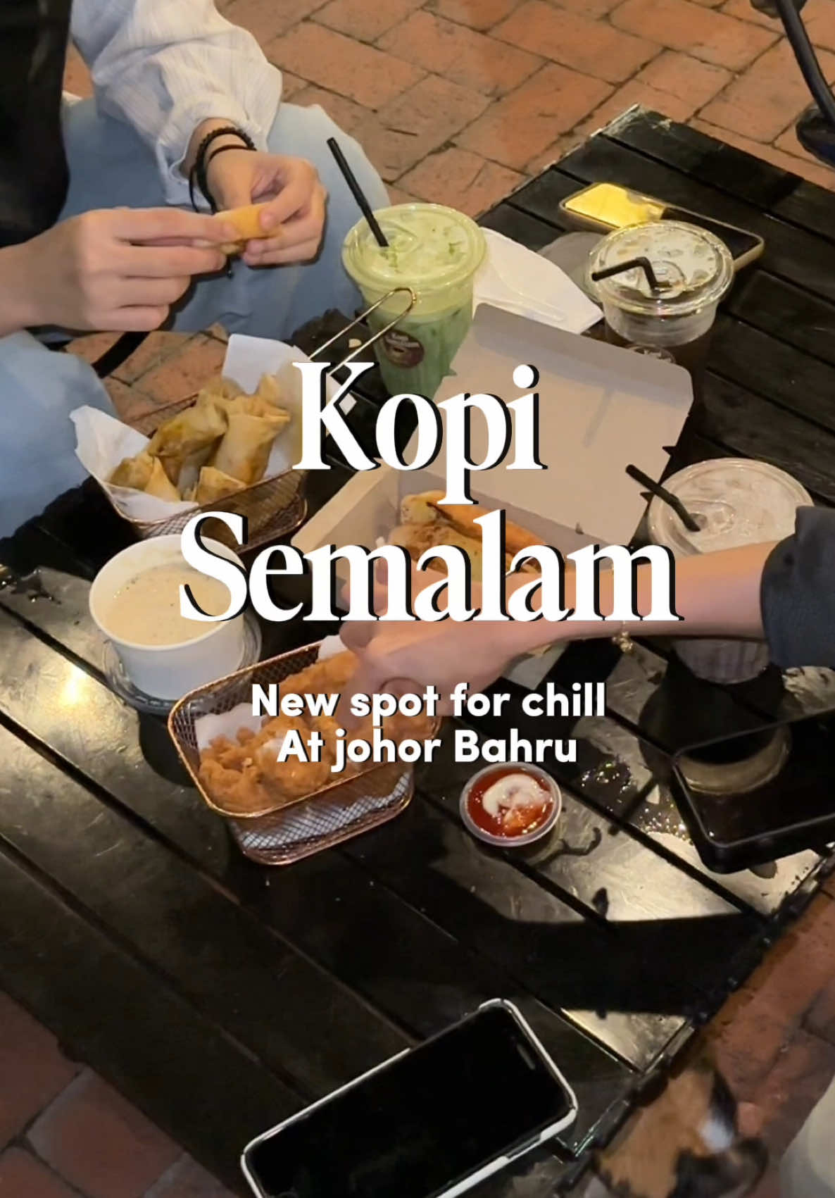New port lepak alert! Kalau tengah craving chicken tender & mushroom soup panas malam-malam, boleh singgah @Kopi Semalam JB , area BBU/Damansara Aliff JB! Port santai, vibes memang chill habis ✨ 📍Kopi Semalam, Jalan Orkid Utama, Tama Orkid, JB 🕰️ 9PM - 1AM  #CapCut #fyp #fypシ #fypシ゚viral #fypage #fyppppppppppppppppppppppp #viral #johorfoodie #lepakjb #matcha #coffee #cafehunting #eventjb #xyzbca #johorbahru #singapore 