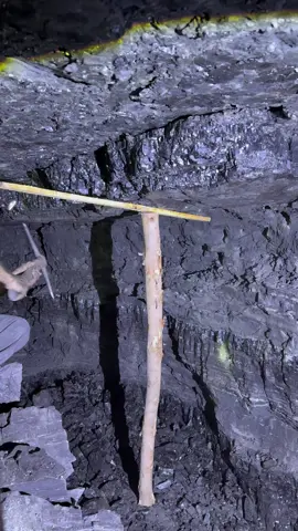 Black Diamond Mining ⛏️ #Minecraft #minecraftmining #goldmining #blackdiamondmining #viral #coalmining #blackdiamond #underground 