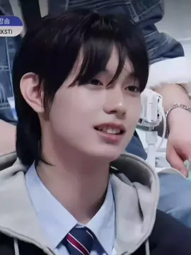 The smile that was initially still there slowly disappeared, even the smile was reluctant to return in that condition🥺clothes also teaser eps one is already very tense 😭 #boys2planet #boysplanet2 #b2p #starcreator #survivalshow #kpopfyp #fy #fyp 