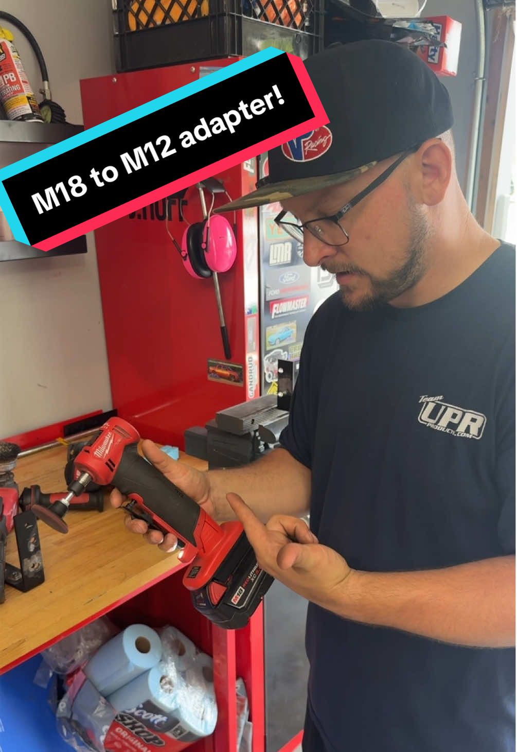 M18 to M12 adapter for Milwaukee batteries!#mechanic #mechaniclife #mechanicsoftiktok #autotech #autotechnician #m18 #milwaukeetools #powertools #dealsforyoudays #creatorsearchinsights #tiktokshop #tiktokmademebuyit 
