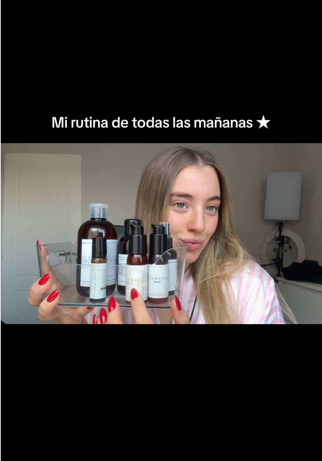 Mi skincare @SINERGIA 🇦🇷 las amo!!  *Agua micelar *Tónico antiage *Skin glow *Crema Piel sensible *Contorno de ojos *Protector solar
