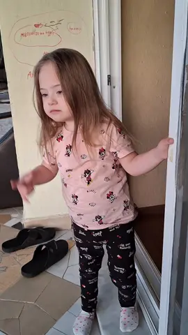 #melegim #keşfetteyizzz #downsyndrome #babylove #babiesoftiktok #bebek #funnyvideos #evlataşkı #keşfetbeniöneçıkart 