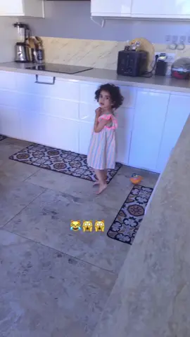 #fifi #beauty #elegant #الشعب_الصيني_ماله_حل😂😂 #مشاهير_تيك_توك_مشاهير_العرب #algerie🇩🇿 #normondie🇨🇵 #paris #enfants #TikTokFashion #lacoste🐊 #humour #الشعب_الصيني_ماله_حل😂😂 