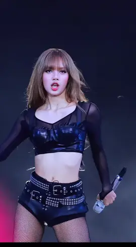 Rockstar Full | day 2 #lisa #lalisa #lalisamanoban #lisarockstar #rockstar #blackpinkdeadline #blackpink #concert 