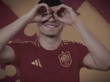the best midfielder itw. / no copyright intended. #pedri #fyp #barcelona #spain #zlatnim #freezlatnim #comeback #foryoupage #fypage #fypシ #fypシ゚viral #viral #xyzbca #trending #football #thebestmidfielder #espana ##8 