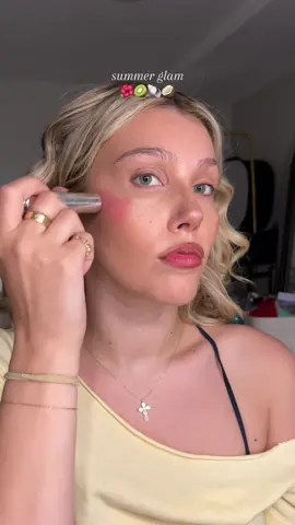 summer glam 🌷🫧