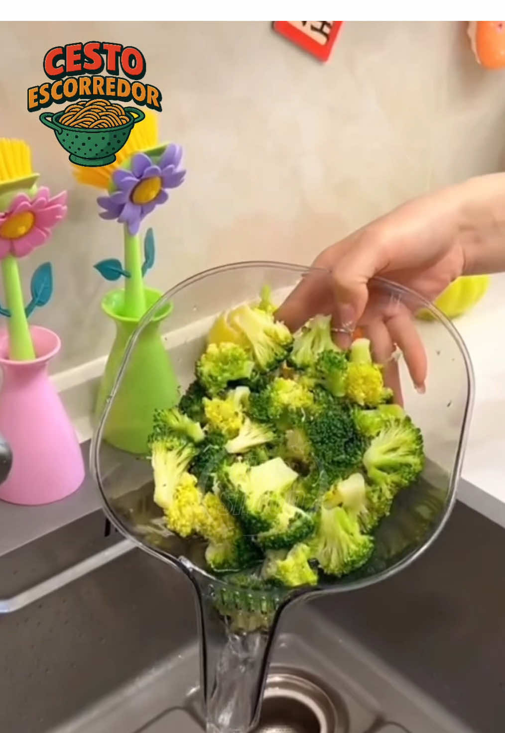 Olha este cesto escorredor de alimentos. 😱 #cozinha #Comida #praticidade #tiktokshopchegou 