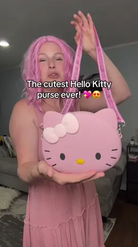 This is the cutest hello Kitty purse ever!! my daughter’s going to love it! 😍 💖🌸🎀 ##HelloKitty##HelloKittyPurse##SanrioStyle##CuteBags##KawaiiFashion##KawaiiFinds##PurseTok##BagTok##CuteAccessories##PinkTok##GirlyThings##StyleTok##TikTokMadeMeBuyIt##AccessoryGoals##TikTokStyle##tiktokshopcreatorpicks##fyp##foryoupage##BagLover##AestheticTok##dealsforyoudays