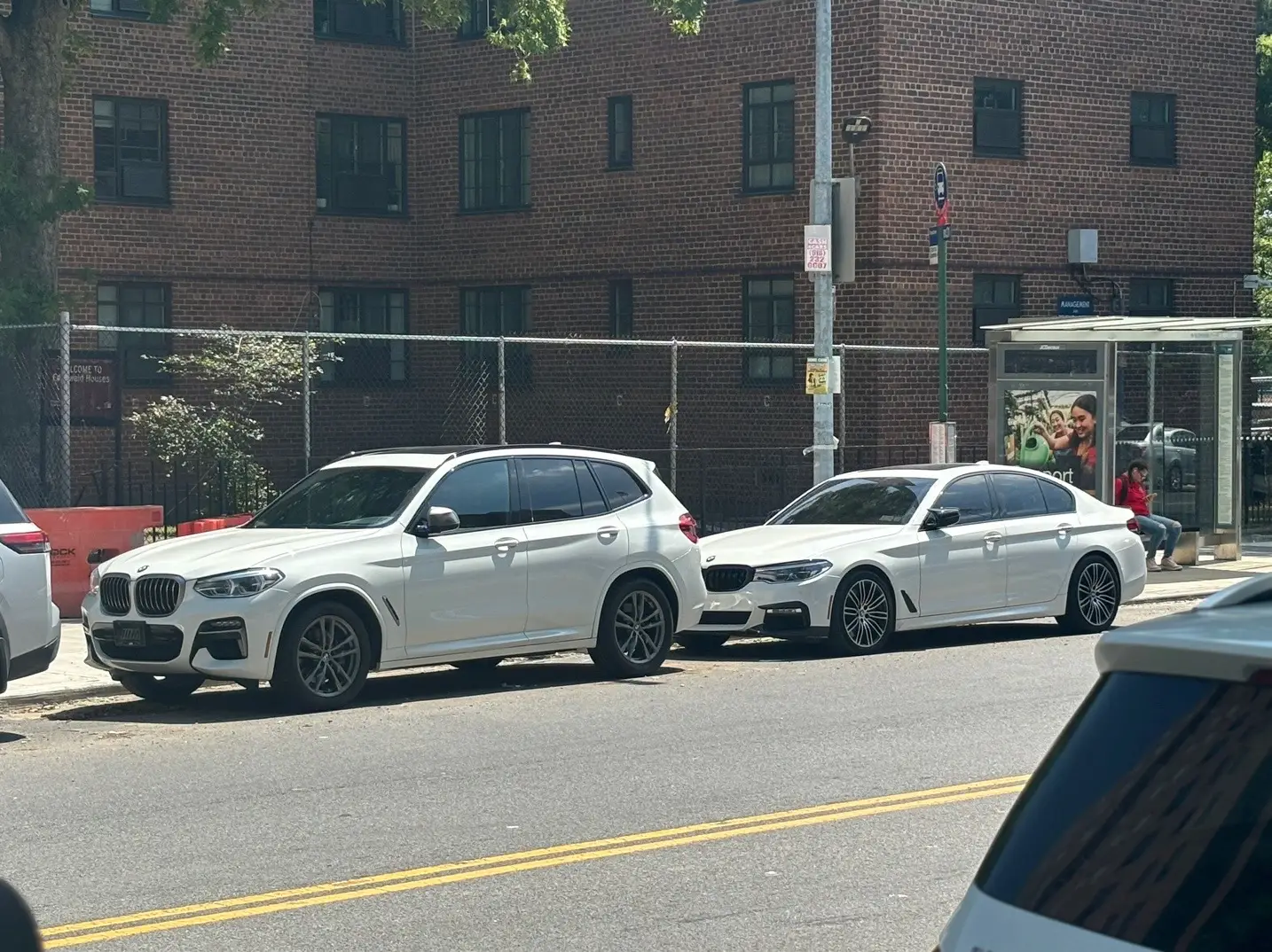 Sasha shining like a star, stealing the spotlight even parked in front of an M550. Clean never looked this confident. 💎🚘✨ #MPerformance #m40i #x3m40i 