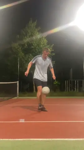 4 #frestylefootball #davvizz_2 #Soccer #football #fyp #viral 