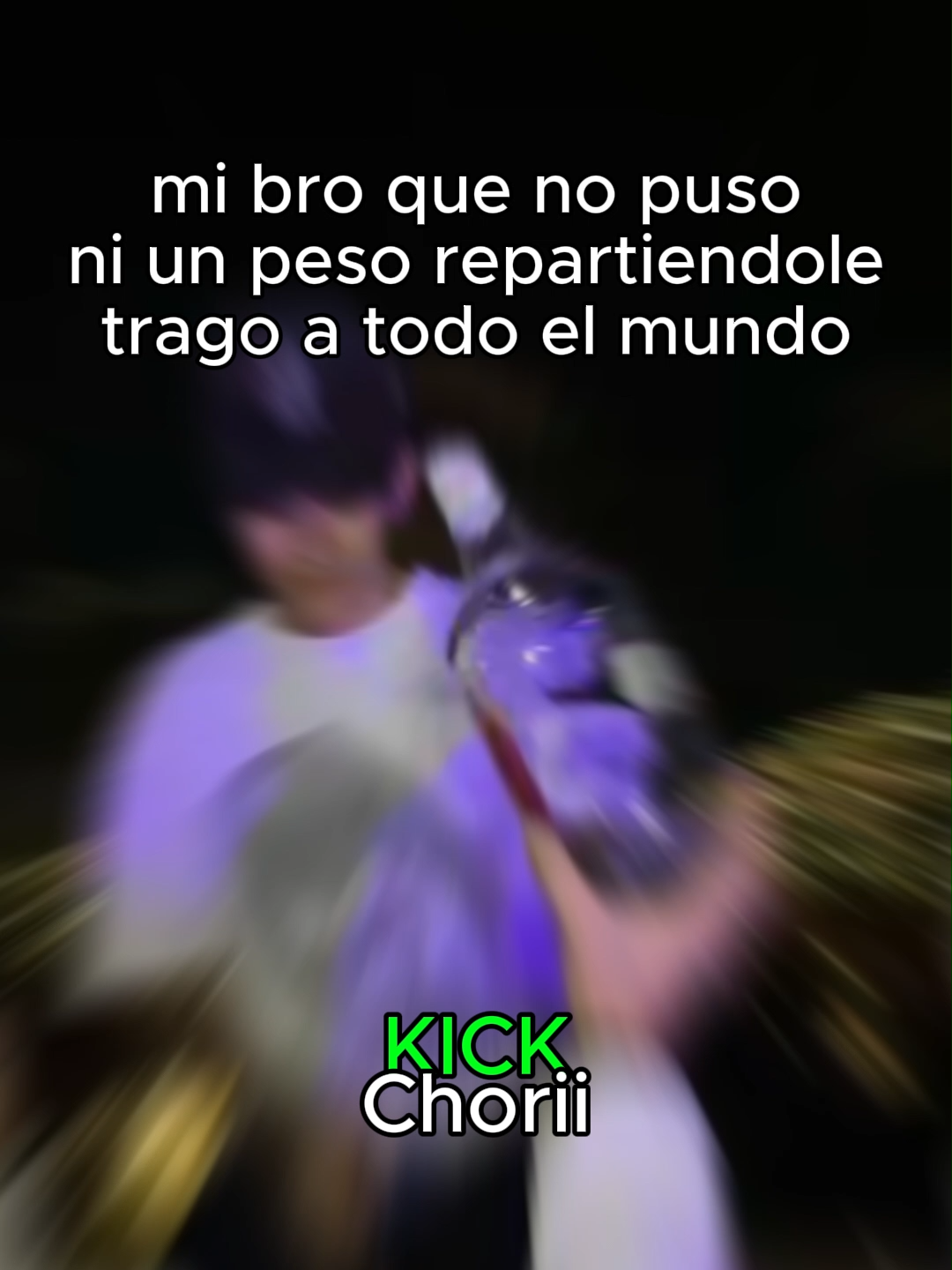 Chori repartiendole trago a todos @the_chori #chupistream #choripapa #fiesta #papayuela #gangsteril #afrodecendientes #chori #ayñiño #streamer #sueñosconfiebre #perreo #alcohol #borrachos