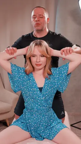 Strength meets softness: deep massage, stretch, and chiro balance. #stretchtherapy #deeptissuemassage #chiropracticadjustment #manualtherapy #flexibility #mobility #wellness #bodycare #painrelief #asmr