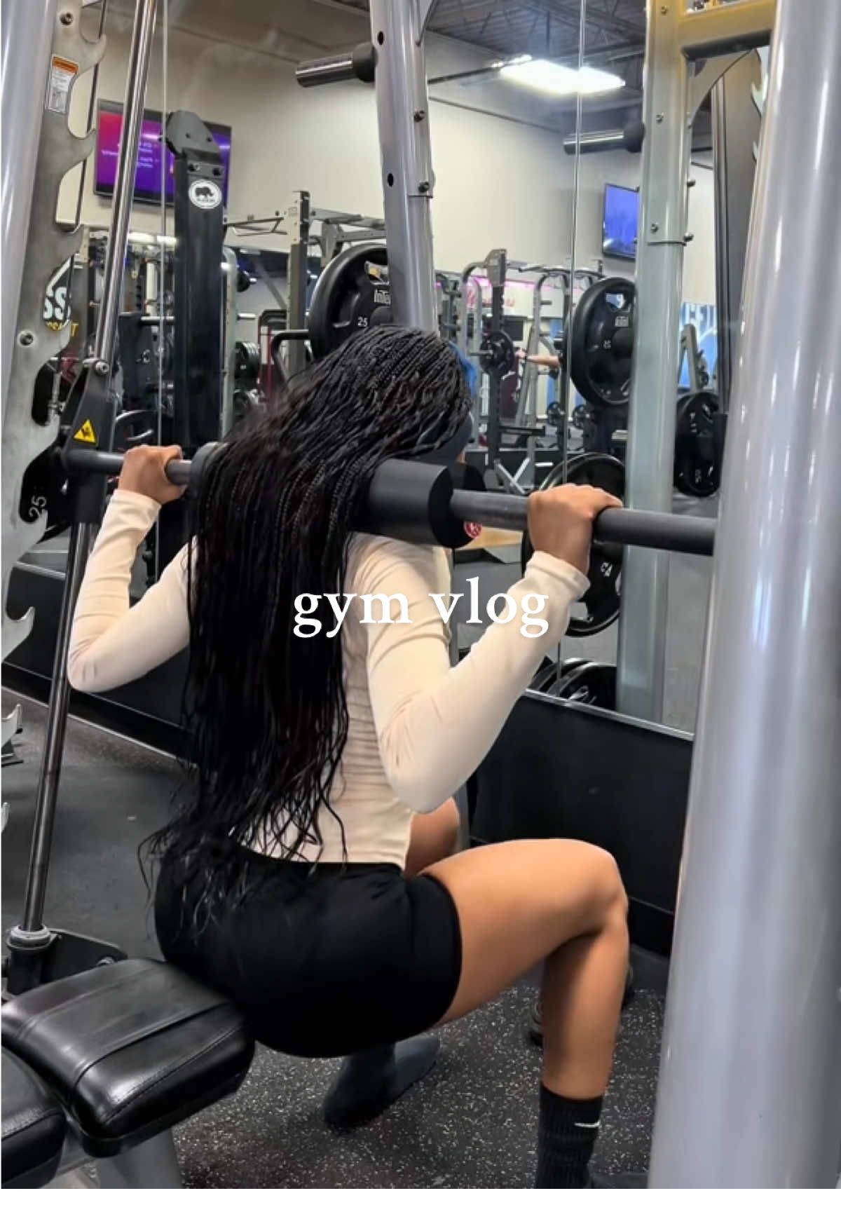 gym vloggy vlog 🏋🏽‍♀️ : glute focused leg day 🫶🏽 #legday #gluteworkouts #legworkouts #gymvlog #weightgainjourney #progress #GymTok #gymgirl #GymLife 