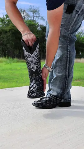 Don’t Miss Out On These EXCLUSIVE & ONE OF A KIND JUMBO Grey Pirarucu Boots For ONLY $129!!🤯🔥 #texasbootranch #texasbootranchboots #belico #trending #fashion #texas #fypシ゚viral🖤tiktok  #fyp #exclusive #cowboyoutfit #cowboyboots #boots #botasvaqueras #westernwear #suelaroja #redbottoms #python #fypシ #fypシ゚viral #fyppppppppppppppppppppppp #paratiiiiiiiiiiiiiiiiiiiiiiiiiiiiiii 