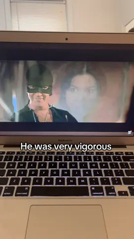 Antonio Banderas the man you are #zorro #movies #themaskofzorro #antoniobanderas #catherinezetajones 