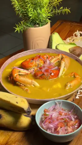 Sopa de cangrejo una delicia !🦀 La combinación perfecta 🤩 🦀..! Y quien diga lo contrario ….  Si eres amante del cangrejo este evento es para ti ..!! 🇪🇨@Alcaldía De Naranjal  #R#RecordmundialNaranjal#parati#Viral#cocinaecuatorianaangrejos🦀🦀