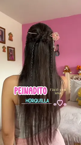 Peinado fácil con una horquilla ✨💓✨💖 #hairstyle #peinado #peinadosbonitos #hairstyletutorial #tutorialdepeinado 