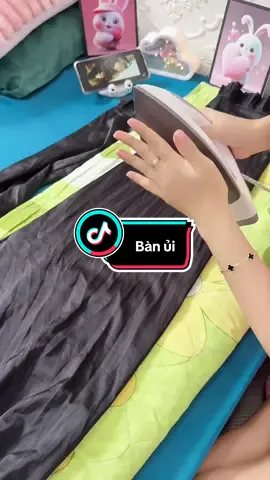 Bàn ủi kim cương#viral #xuhuong #giadung #banui #giadungtienich #banuikimcuong  @Vy Vui Vẻ hay Chia Sẻ  @Vy Vui Vẻ hay Chia Sẻ  @Vy Vui Vẻ hay Chia Sẻ 