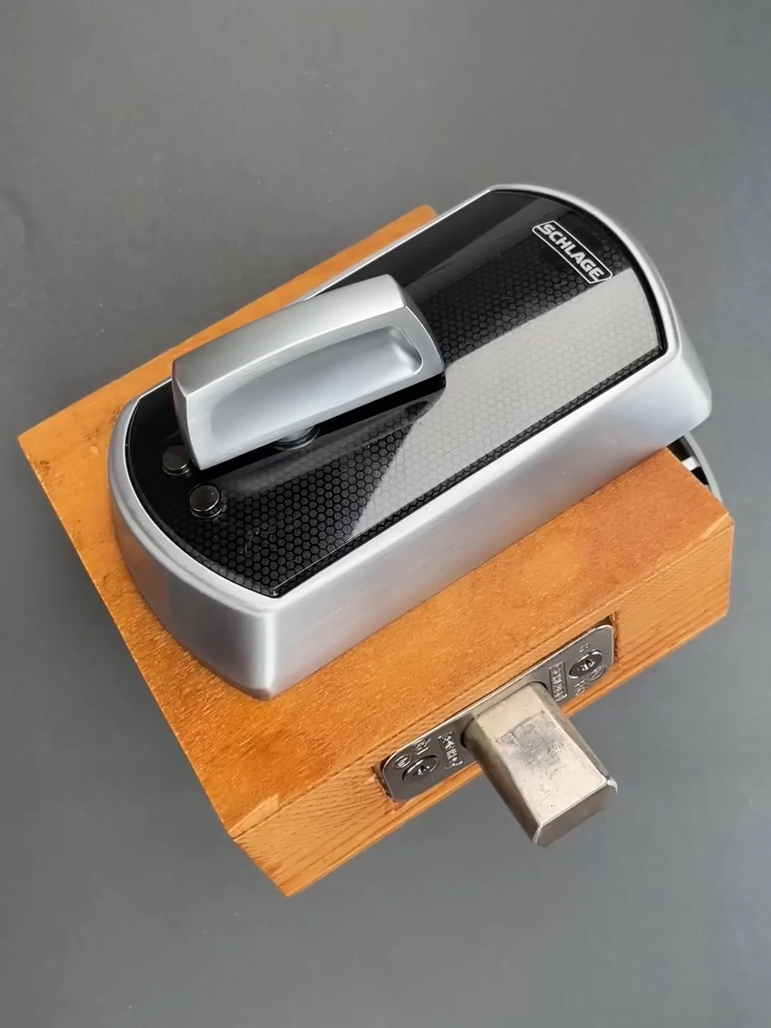 Schlage’s “100% Pick-Proof” Smart Lock (LOL)#lockpickinglawyer #lockpick #foryou