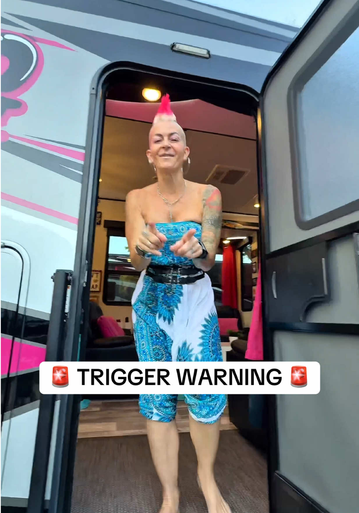 ⛔️ TRIGGER WARNING ⛔️  You might want to make a life changing choice after watching this video like so many others have! RV life has so many benefits that are just good for your soul!  Tons of adventures on the road ahead, the freedom to take your home with you, meeting likeminded people and growing a community of awesome souls! Have you ever thought about living in an RV full time? We have a @heartland_rv Cyclone 4006! #rvlife #rvliving #Vlog #travelvlog #familyvlog #travelfamily #familytravel 