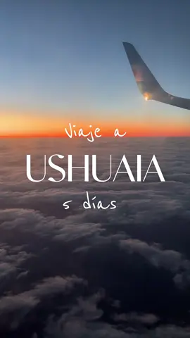 ¿Tenés pensado ir a USHUAIA y no tenés ni idea de qué hacer?❄️🇦🇷 Te muestro cómo nos organizamos para un viaje de 5 días sin hacer trekking. Nosotros preferimos excursiones pagas, así que gastamos un poco más, pero valió la pena. ¿Dudas? Te leo en los comentarios 👇 #viajeincreíble #tipsdeviaje #vacaciones2025