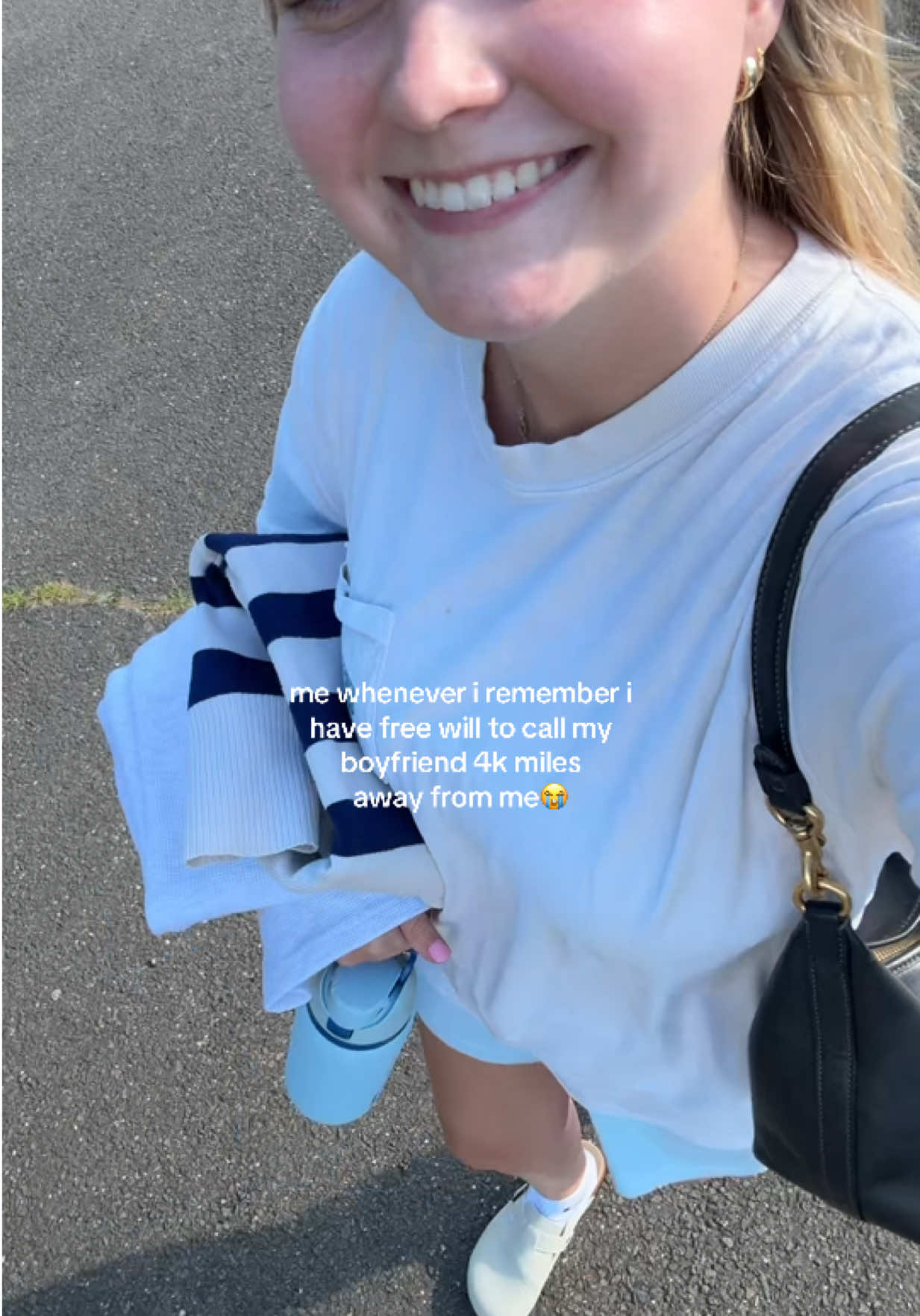 just a girl trying to get thru her 4th summer of long distance 😔🥲😆😜 #longdistance #boyfriend #Relationship #ldrcouple #call 