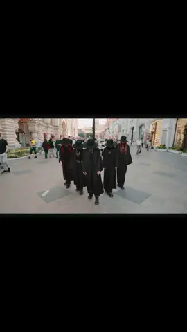 la parte 2 está en mi perfil,ya sacaron completo el vídeo #@STARR1SE hicieron un gran esfuerzo y trabajo les quedó hermoso 