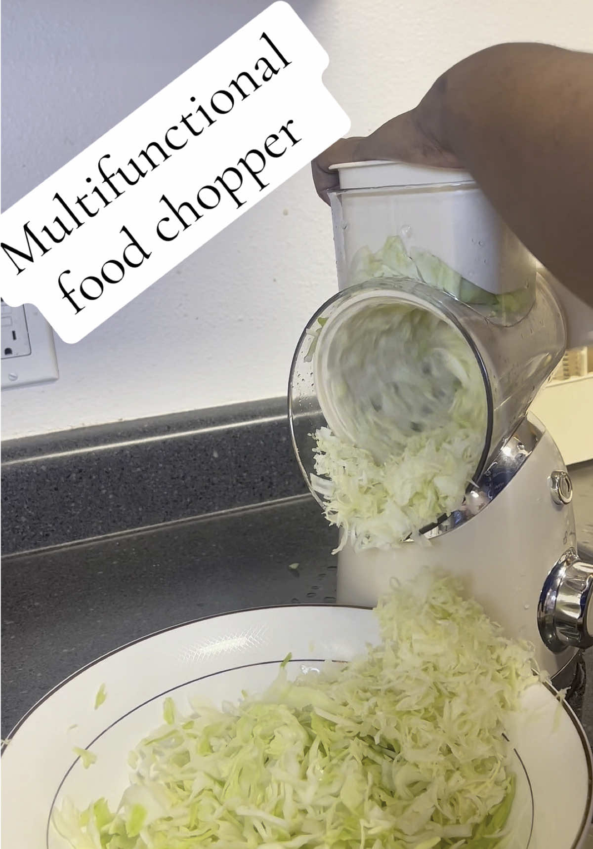 It has so many attachments and makes the work way easier and faster #vegetablechopper #cheesegrater #multifunctionalvegetablecutter #dealsforyoudays 