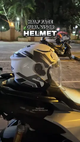 With icc sticker 💯 Perfect for daily rides 🏍️💨 #halffacehelmet #icccertifiedhelmet #dualvisorhelmet #helmet #axkhelmet #fyp 